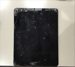 iPadPro12.9-3の画面交換修理