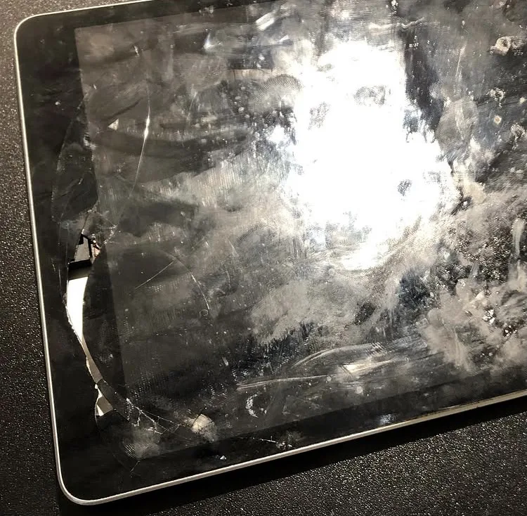ipadの画面交換