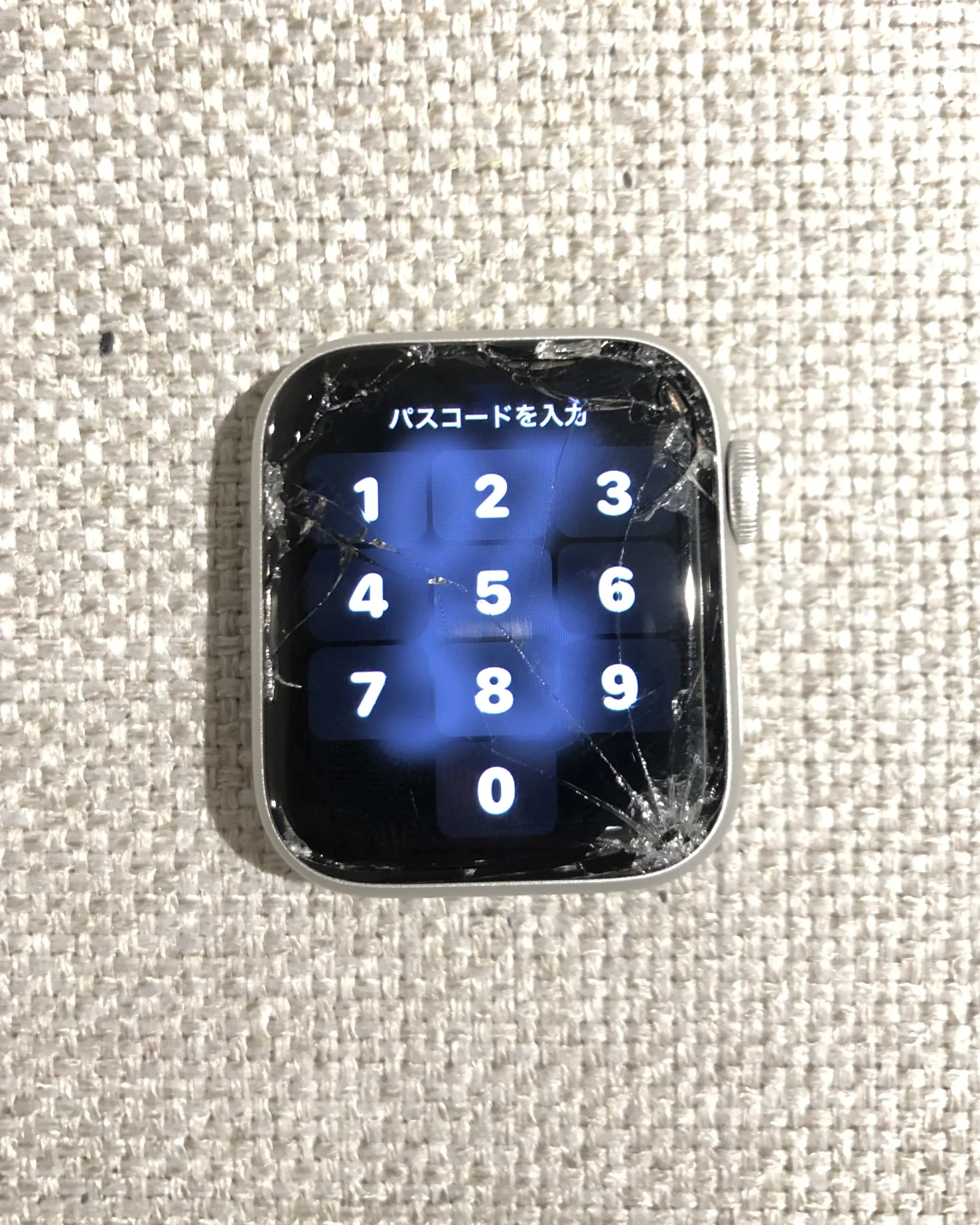 Apple Watch SE 44mmの画面交換修理